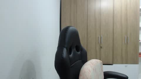 Roxana online show from June 24, 2:18 am