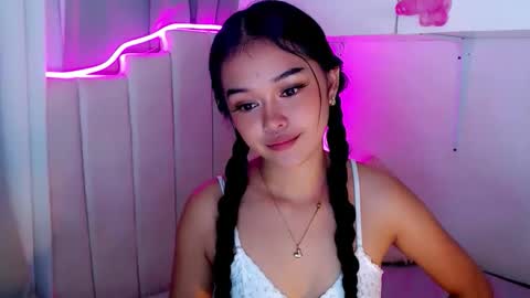 roxxy_blossom online show from January 15, 5:16 am