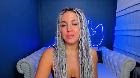 Roxy online show from October 28, 1:28 am