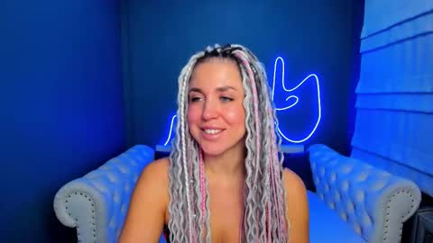 Roxy online show from November 11, 1:52 am