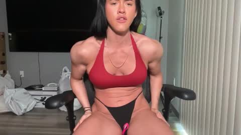 roxyheartley online show from May 24, 8:37 pm