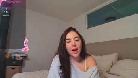 Roxy online show from March 25, 12:39 am