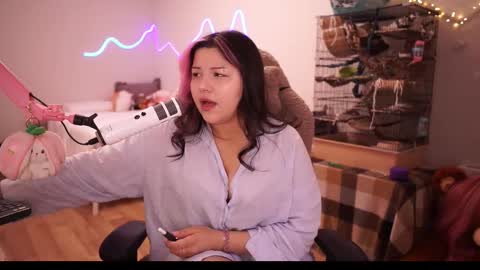 roxysuh online show from September 24, 9:05 am