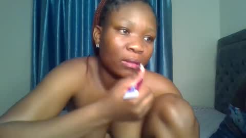 goddes online show from October 15, 7:26 pm