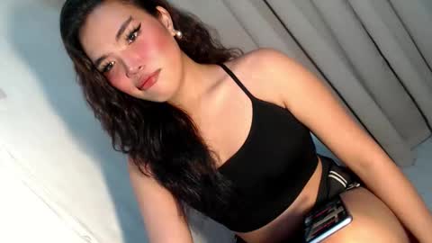 royaltymarcela6969 online show from February 10, 6:44 pm