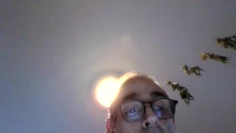 Snapshot of royboy2561 chatting on October 5, 2:57 pm Roy Murrin online show from October 5, 2:57 pm