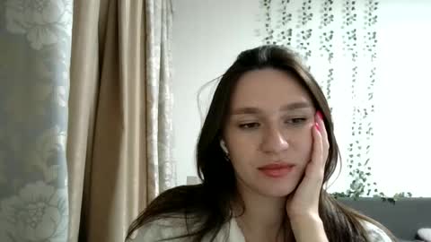 Roza05x online show from July 12, 7:50 pm