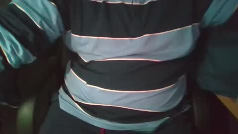 Snapshot of ruben90mr chatting on February 24, 12:41 am ruben90mr online show from February 24, 12:41 am