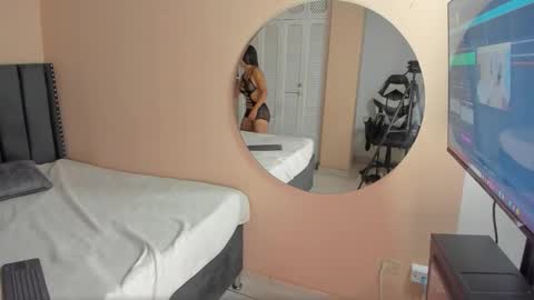 ruby  online show from November 25, 12:37 pm