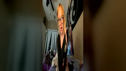 Ruby Monroe online show from June 14, 6:04 am