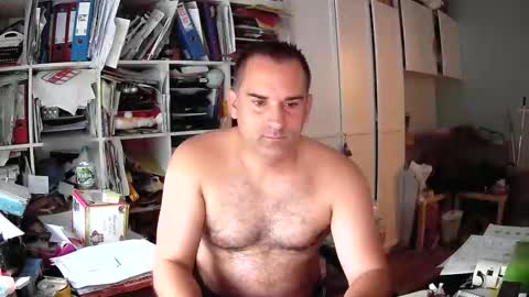 runner1978 online show from October 10, 6:52 am