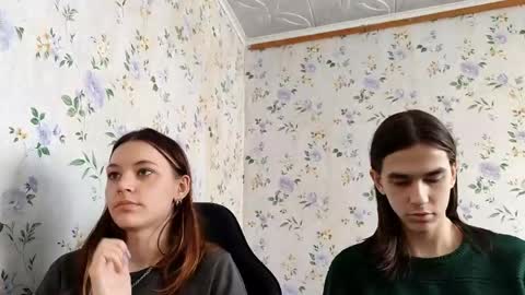 Lisa and Vlad online show from April 17, 7:33 am