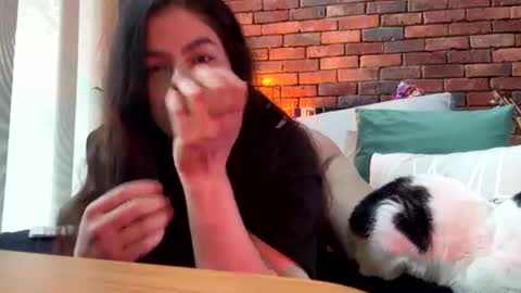 Lorenn online show from August 3, 9:32 pm