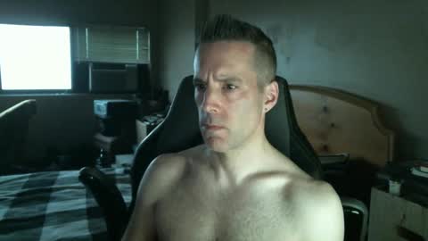 rustic_cuse_777 online show from October 3, 10:51 pm