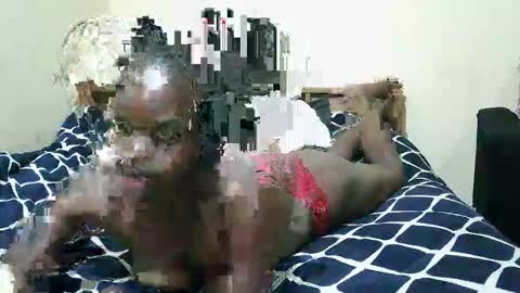 ruu_prettygal online show from April 18, 7:07 pm