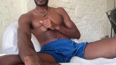 cali jock online show from October 11, 8:45 pm