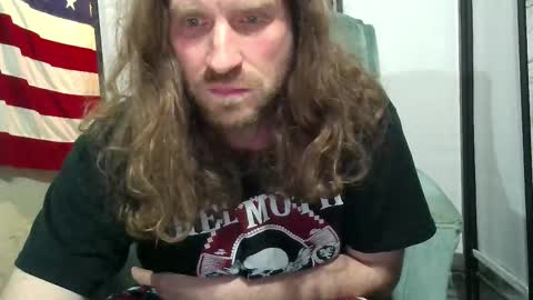 rwb1982 online show from January 6, 12:53 pm