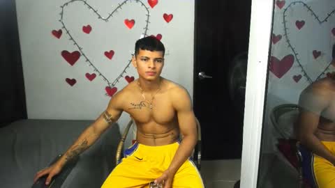 ryan_myerz online show from February 14, 4:43 pm