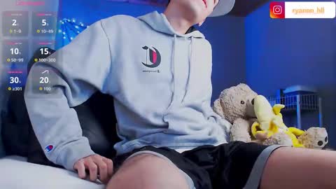 Ryannhill  online show from November 21, 9:40 am