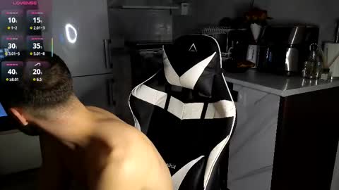 ryanstorm1 online show from November 8, 8:01 pm