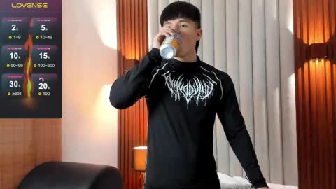 Ryo Kush online show from April 14, 3:21 am