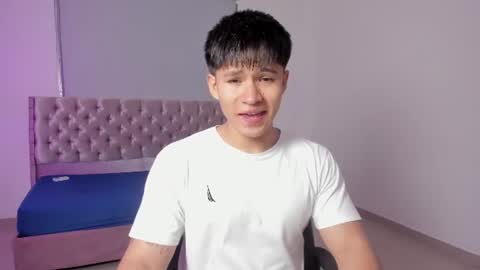 ryo_kush0 online show from August 3, 2:01 pm
