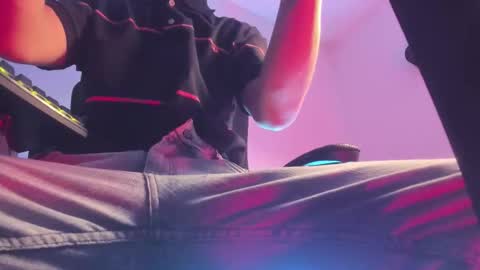 Steven Independent online show from December 3, 12:31 am