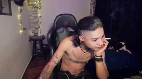 Danny online show from November 11, 2:14 am