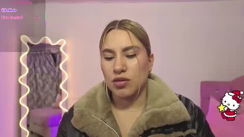 saaya_tay online show from December 17, 3:13 am