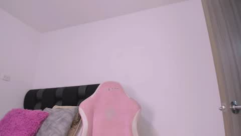 SabaBrown online show from December 7, 3:31 am