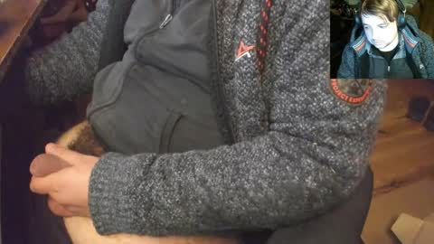 1141323  my Lord Mister Max   moms treasure online show from September 23, 7:53 pm