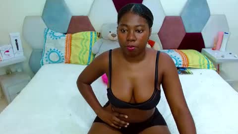 sabriana_smith1 online show from March 26, 3:34 am