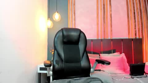 Sabrina online show from February 4, 6:06 am