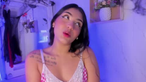 mariana  online show from October 28, 4:46 am