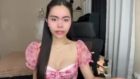 sabrinamadonna54 online show from June 13, 12:37 pm
