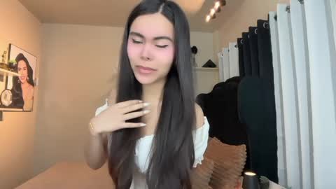 sabrinamadonna54 online show from June 8, 9:32 am