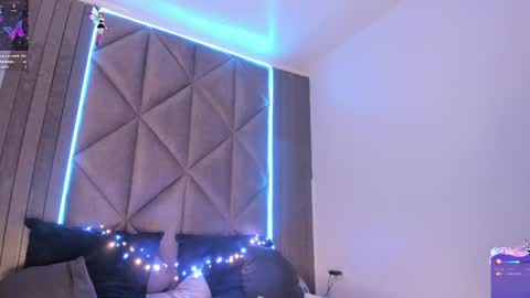 S A B R I N A  online show from March 12, 5:38 pm