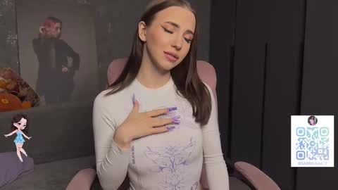 Snapshot of sabrinkaa chatting on September 15, 8:21 pm Sabi Ryder new acc online show from September 15, 8:21 pm