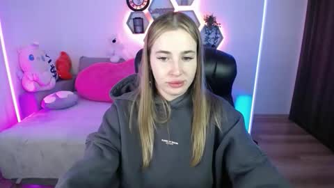 Sabrina Violet online show from May 13, 8:13 am