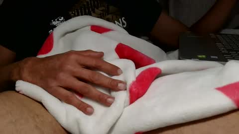 Snapshot of sacalaschichiss chatting on January 23, 8:25 am Dee online show from January 23, 8:25 am