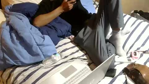 Dee online show from February 28, 10:08 am