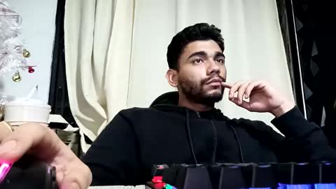 Sack online show from December 4, 6:27 am