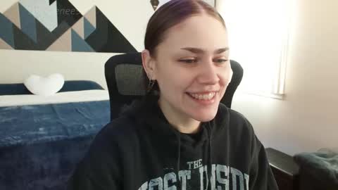 Snapshot of sadierenee96 chatting on March 6, 8:16 pm Sadie Renee  online show from March 6, 8:16 pm