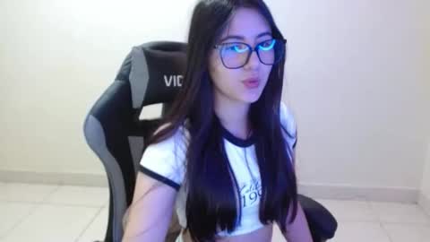 Snapshot of sahaliefox_ chatting on October 22, 11:17 pm Sahaliefox online show from October 22, 11:17 pm