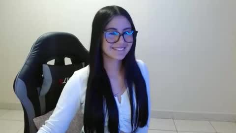 Sahaliefox  online show from January 16, 7:12 pm