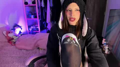 Rose online show from March 22, 10:03 pm