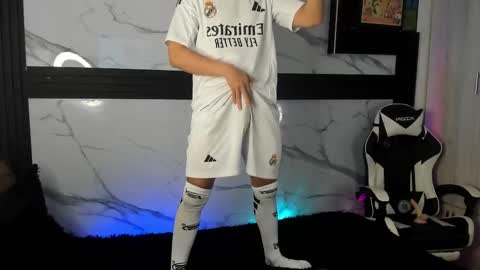 Juan online show from October 27, 9:26 pm