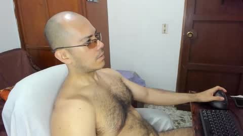 Snapshot of saintedy01 chatting on October 22, 2:19 pm saintedy01 online show from October 22, 2:19 pm