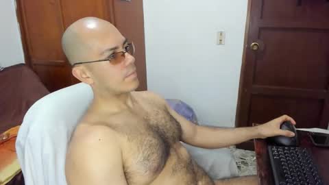 Snapshot of saintedy01 chatting on October 23, 2:29 pm saintedy01 online show from October 23, 2:29 pm
