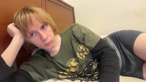 saintfawn online show from July 12, 7:06 pm